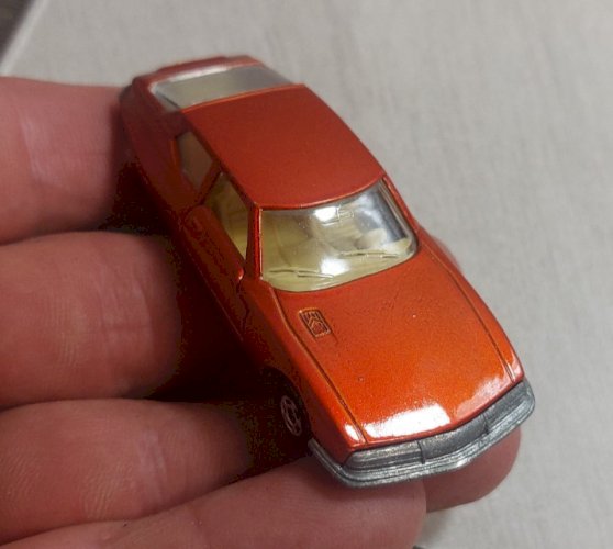 Ancienne petite voiture, Citroën S.M., Matchbox Superfast