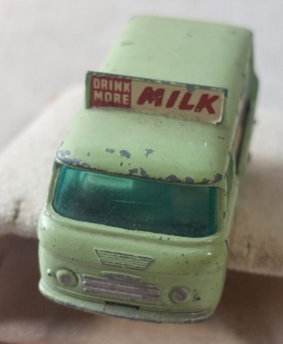 Ancienne petite voiture, Commer Bottle Float 21, Lesney ^