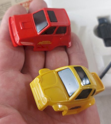 Ancienne petite voiture en plastique, Turbo Magnum, Joustra Ceji