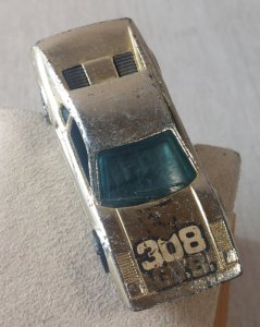 Old small car, Ferrari 308 GTB Racebait or / gold, Hot Wheels Mattel