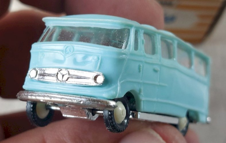 Ancienne petite voiture, Minicars Microbus Mercedes Benz, Anguplas