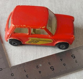 Ancienne petite voiture, Racing Mini, Matchbox Superfast ^