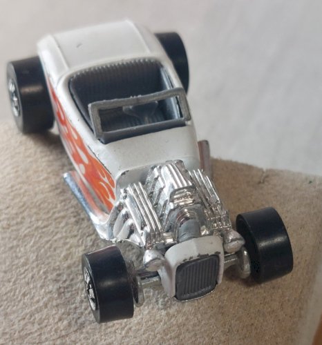 Ancienne petite voiture, Roadster flames blanches, Hot Wheels Mattel 1975 Canada ^