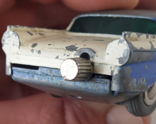 Ancienne petite voiture, Schuco Micro Racer, Ford 1045, 1/43 ^