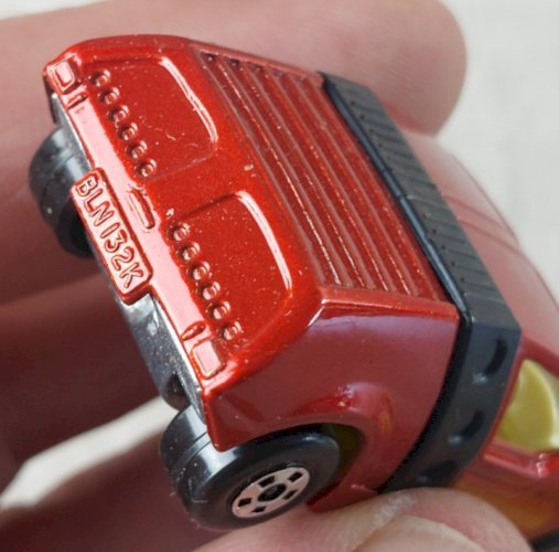 Ancienne petite voiture, Siva Spyder N°41, Matchbox Superfast