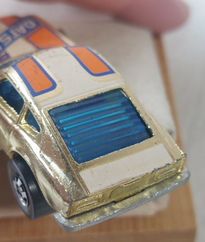 Ancienne petite voiture, Z Whiz or / gold, Hot Wheels Mattel 1976 ^