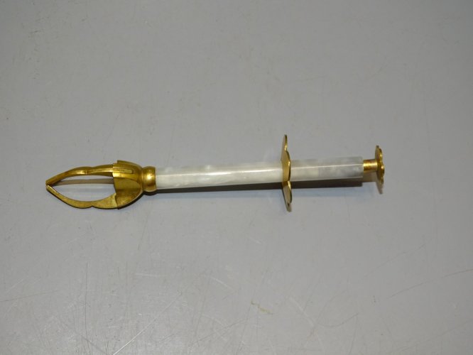 -ANCIENNE PINCE à SUCRE LE CRABE DANS SA BOITE JUS de GRENIER COLLECTION  D