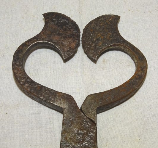 - ANCIENNE PINCE A SUCRE PINCE COUPE SUCRE FER FORGE JUS de GRENIER  déco    D
