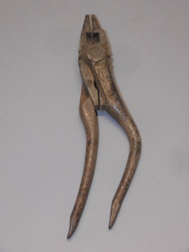 -ANCIENNE PINCE DOUBLE TETES 2 FONCTIONS DIFFERENTES OUTIL ANCIEN COLLECTION  D
