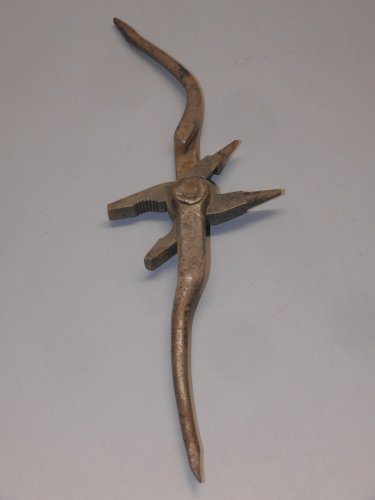 -ANCIENNE PINCE DOUBLE TETES 2 FONCTIONS DIFFERENTES OUTIL ANCIEN COLLECTION  D