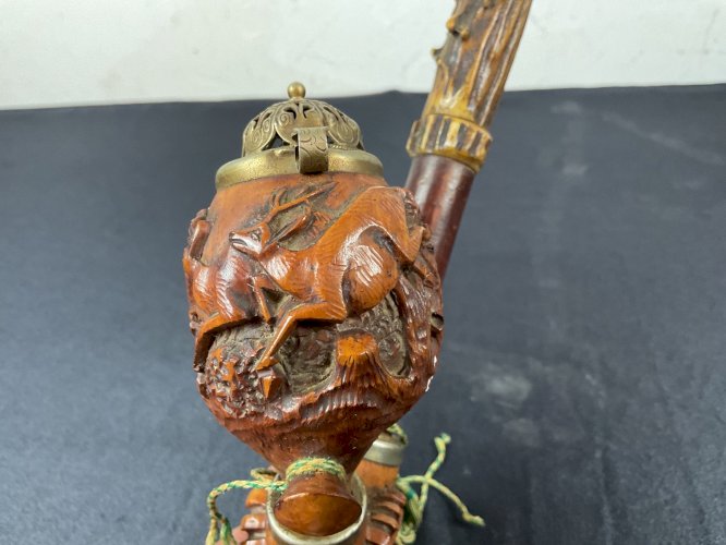 ancienne Pipe Sculptée en Bois de Bruyère Lorenz Chasse Art Populaire cerf …