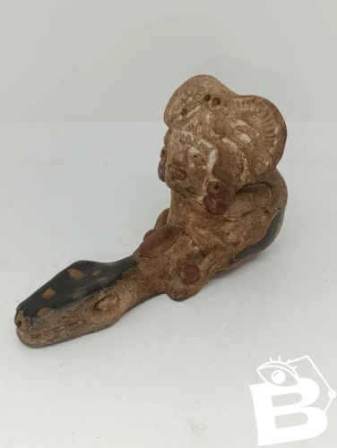 ancienne pipe sud americaine maya, azteque? en bon etat