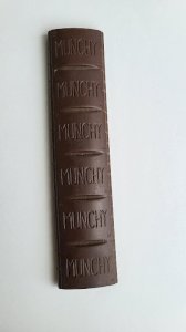 ANCIENNE PLAQUETTE DE CHOCOLAT MUNCHY FACTICE EPICERIE