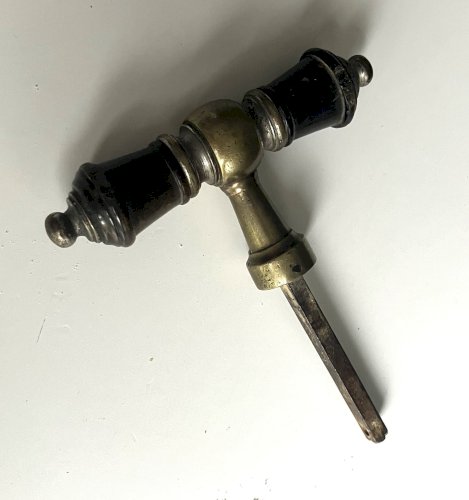 ancienne poignee de cremone bois et laiton