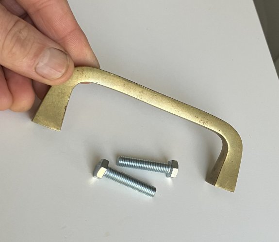 ancienne poignee de tiroir, autre... en laiton bronze massif