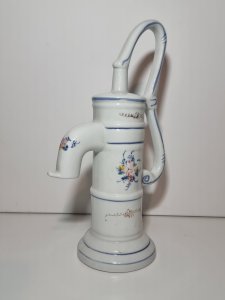 Old water pump (decoration)