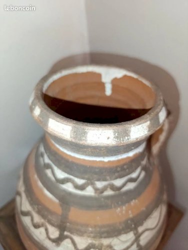 ancienne poterie afrique du nord fait et peint main en bon etat