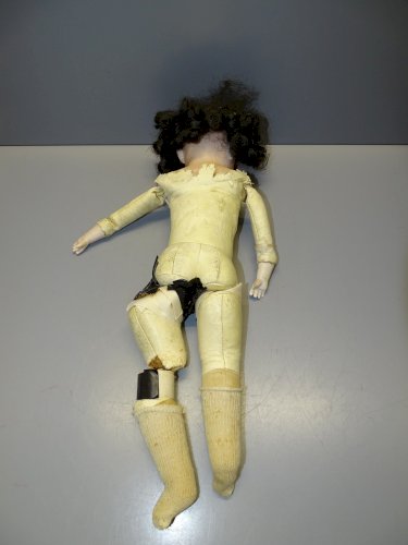 -ANCIENNE POUPEE DEP FIN XIXe Datée 1894 CORPS en CUIR Rembouré Sciure GRENIER D