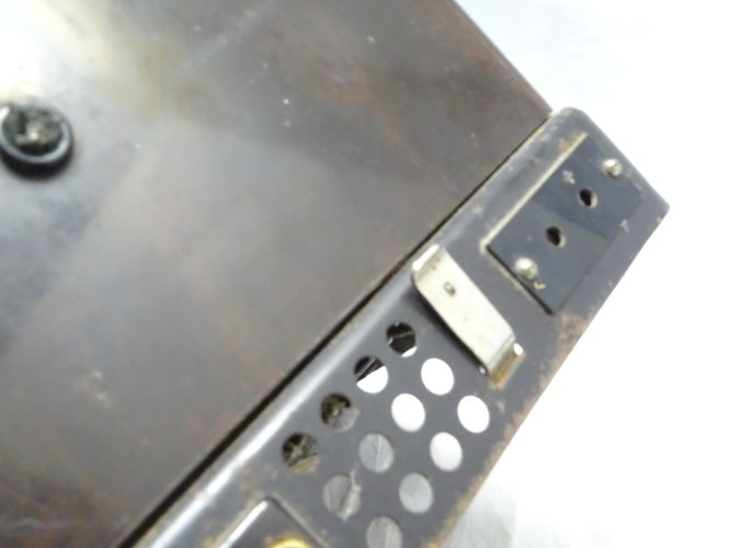 -ANCIENNE RADIO BAKELITE MENDE ANNEES 1930/31 jus de grenier non testée    D