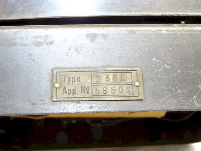 -ANCIENNE RADIO BAKELITE MENDE ANNEES 1930/31 jus de grenier non testée    D