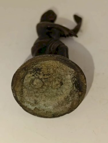 ancienne sculpture miniature de venus en bronze en bon etat