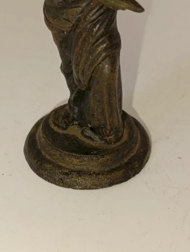 ancienne sculpture miniature de venus en bronze en bon etat