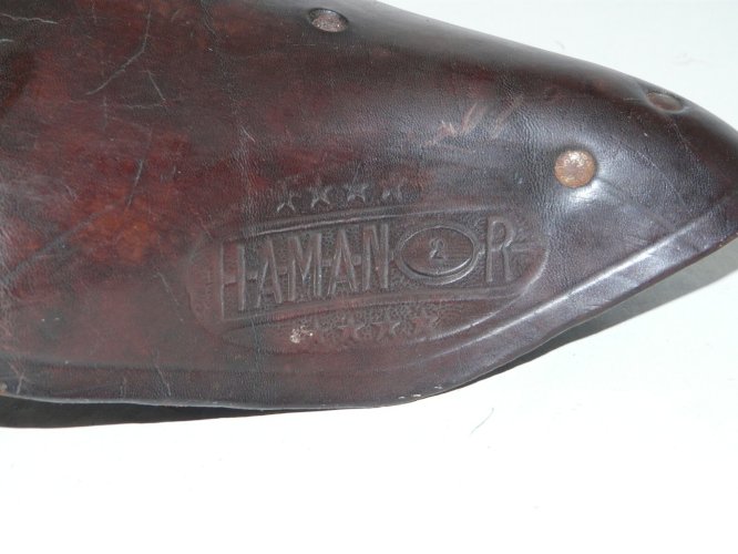 -ANCIENNE SELLE EN CUIR DE VELO  HAMANOR CYCLES / MOTOS COLLECTION VELO ANCIEN