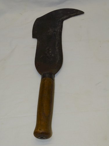 -ANCIENNE SERPE SERPETTE MARQUE CREUSET SAUT DU TARN GARANTI OUTIL ANCIEN  D