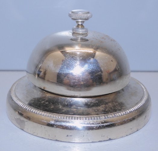-ANCIENNE SONNETTE de COMPTOIR Cloche Chromée SOCLE chromé JUS de GRENIER   D