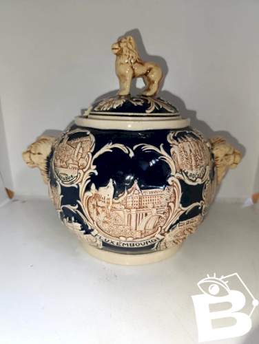 ancienne soupiere allemande decor luxembourg en bon etat