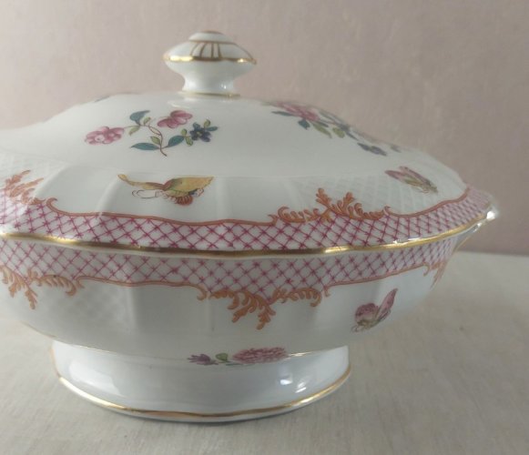 Ancienne soupière, en porcelaine Bernardaud, Compagnie des Indes, Limoges