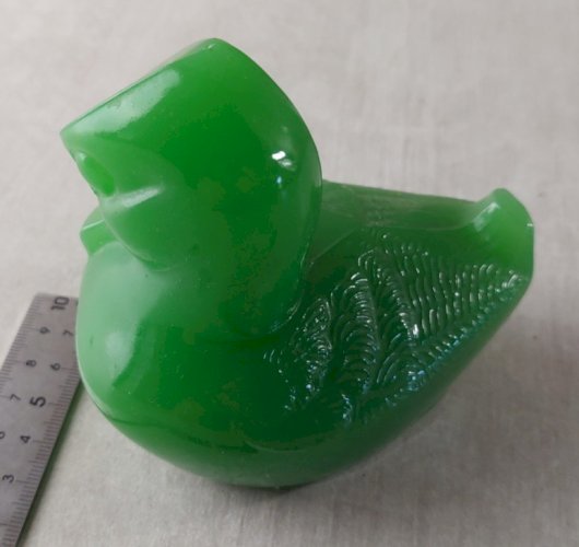 Ancienne statue, canard, en pierre / verre vert, vintage