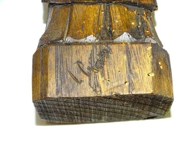 -  ANCIENNE STATUE SAINT LUBIN en BOIS SCULPTE Signé à déchiffrer COLLECTION   D