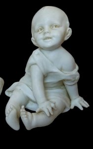 Ancienne Statue Statuette Enfant Porcelaine Biscuit  Hummel Goebel West Germany