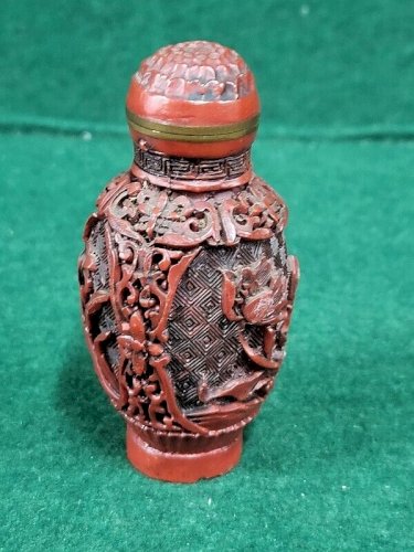 ANCIENNE TABATIERE EN LAQUE DE CHINE ROUGE N° 2