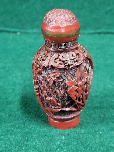 ANCIENNE TABATIERE EN LAQUE DE CHINE ROUGE N° 2