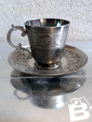 ancienne tasse et soucoupe en metal blanc 1er titre vers 1920 en bon etat