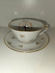 ancienne tasse et soucoupe porcelaine HT limoges 1ere communion en bon etat