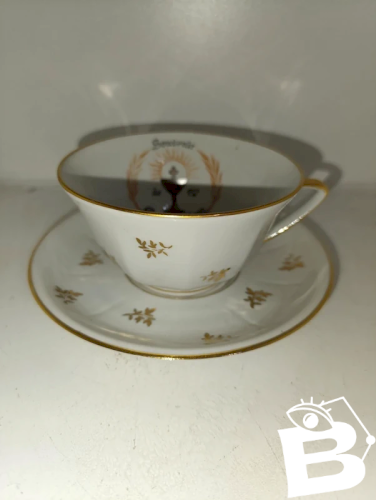 ancienne tasse et soucoupe porcelaine HT limoges 1ere communion en bon etat