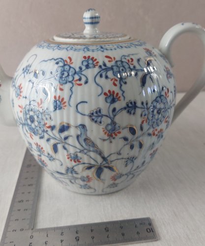 Ancienne théière en porcelaine, décor fleurs et oiseaux, Greiner Rauenstein