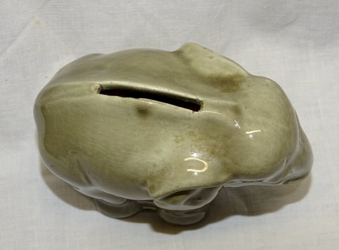 -ANCIENNE TIRELIRE A CASSER ELEPHANT BARBOTINE GRISE MADE IN FRANCE VITRINE   D