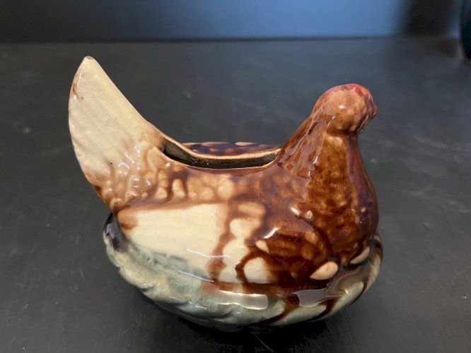 Ancienne tirelire à casser poule couveuse céramique vintage décoration