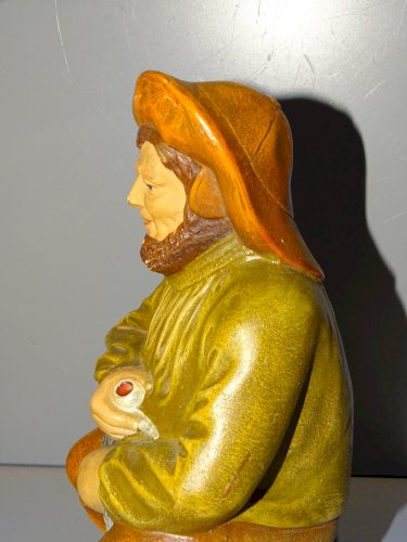 -ANCIENNE TIRELIRE A CASSER SOUVENIR de BORD de MER TERRE CUITE PECHEUR   D