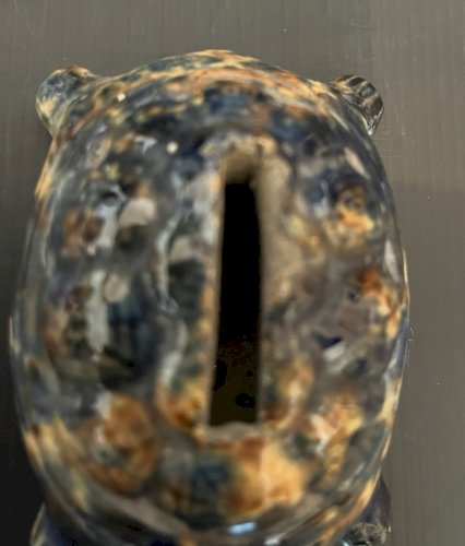 Ancienne tirelire à casser tortue faïence  poterie Sarthe  art populaire