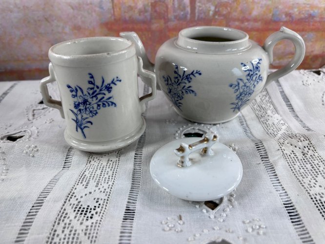 Ancienne tisanière Saint-Uze faïence bleue