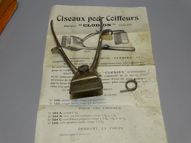 -ANCIENNE TONDEUSE CLODION 00 DENTURE FINE BARIQUAND & MARRE COLLECTION   D