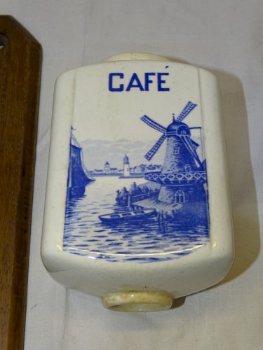 -ANCIENNE TREMIE MOULIN A CAFE MURAL F.F. FEUILLIEN ou FARCOT sur PLAQUE BOIS  D