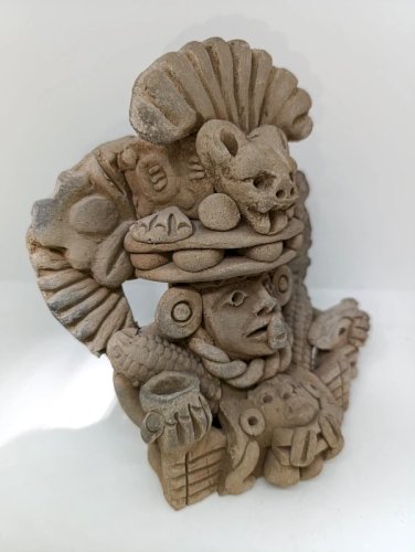 ancienne urne funéraire zapoteque mexique en bon etat   piece en terre cuite