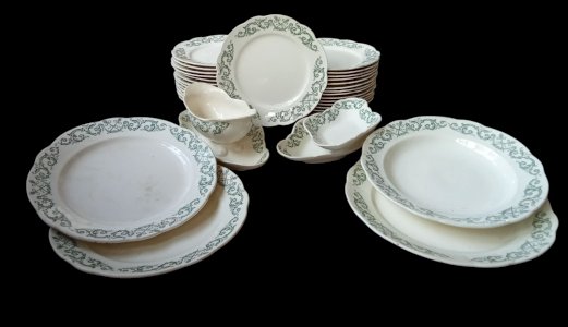 Ancienne Vaisselle Assiette Plat Longchamp Modèle Trévise Terre de fer 34 pcs