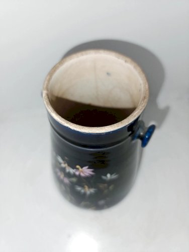 ancienne vase/pot attribué a la manufacture st uze en etat satisfaisant